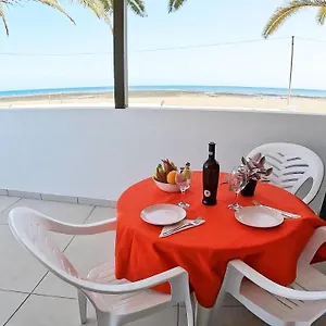 apartamento-arena-primera-linea-mar-sea-views.in-canary-islands.com/